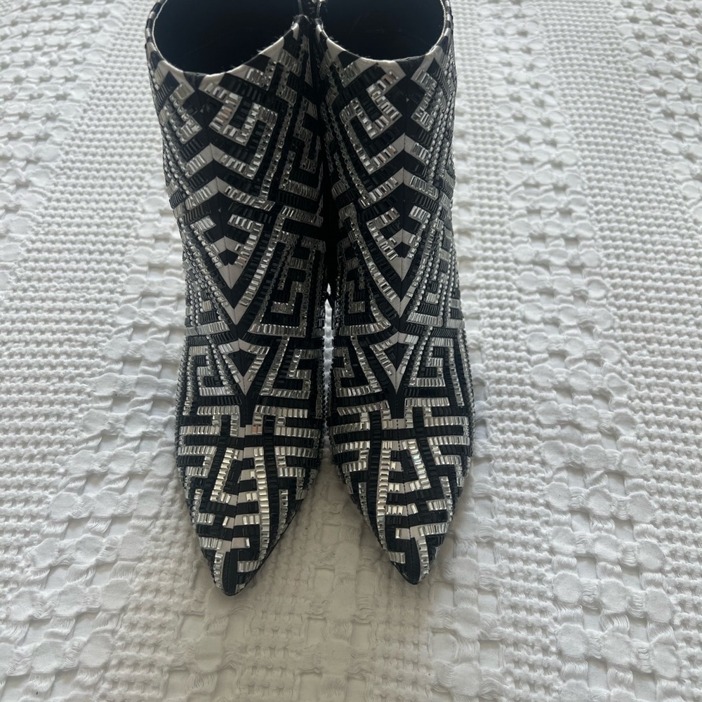 Chic Black And Silver Patterned Heeled Boots - image 5